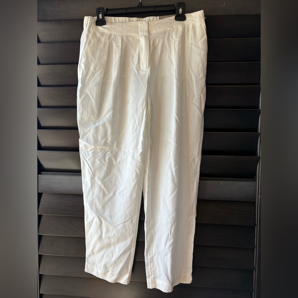 Chico's White Skimmer Pants Size 0 (Small 4) The ultimate Fit Pants NWT